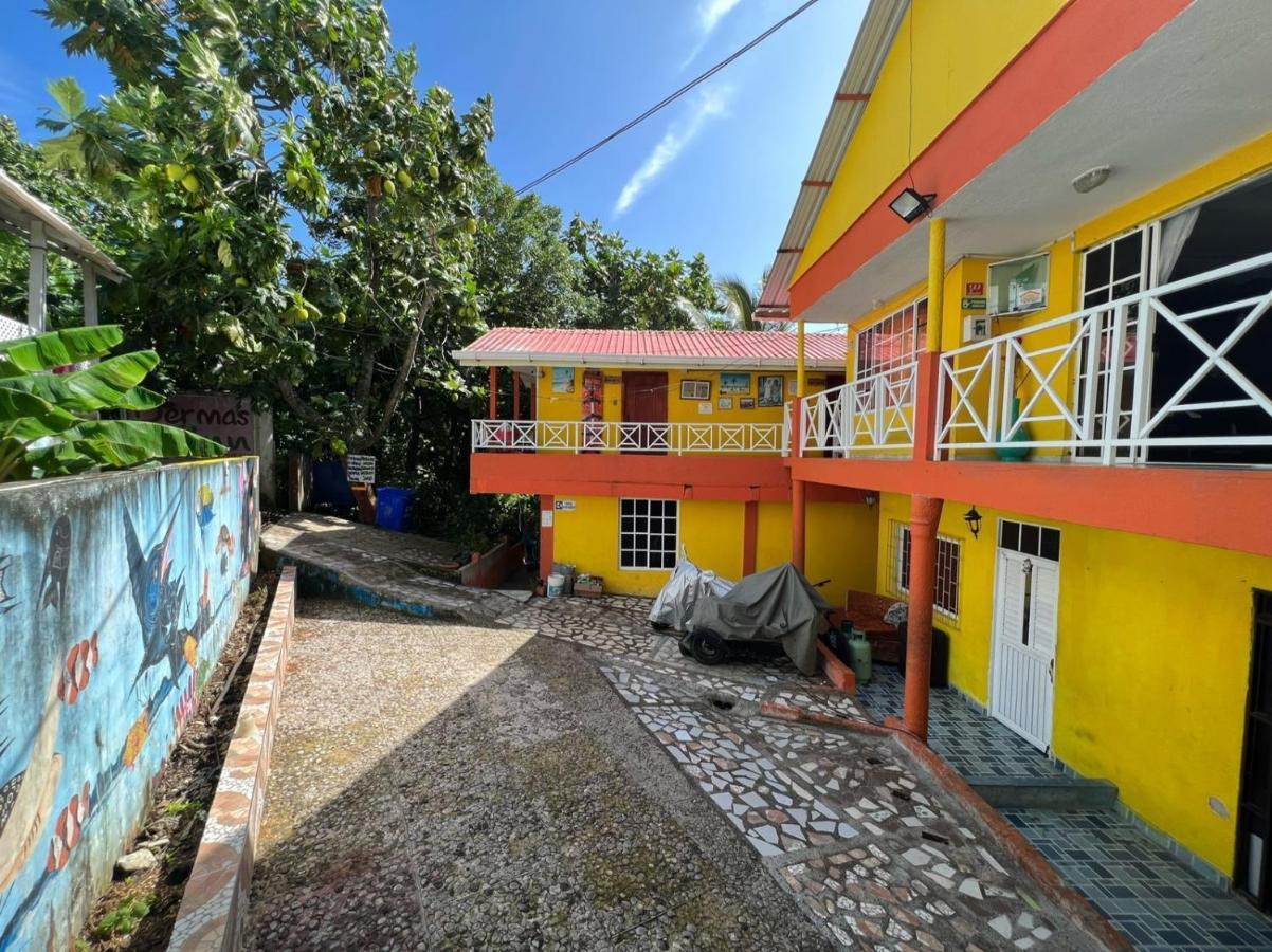 Posada Nativa Derma'S Inn San Andrés Eksteriør bilde